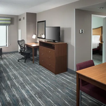 Hampton Inn & Suites Chicago North Shore/Skokie