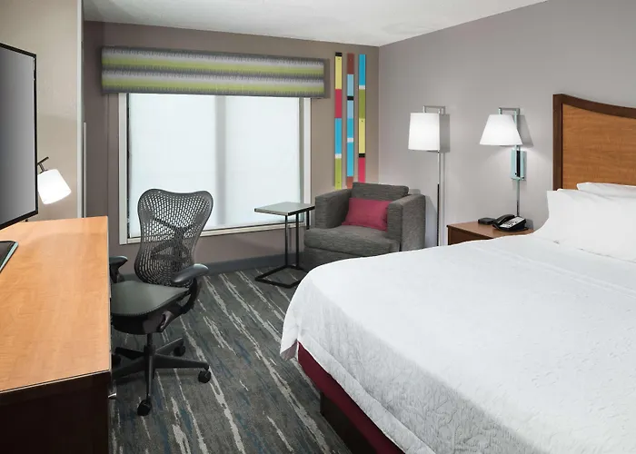 Hampton & Chicago North Shore 3* Skokie