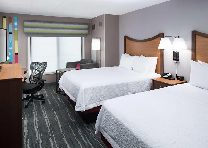 Hampton & Chicago North Shore Hotel Skokie